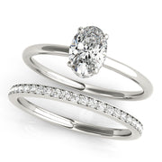 ENGAGEMENT RINGS OVAL