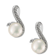 EARRING 6MM PEARL CENTER EARRING Complete per pair.